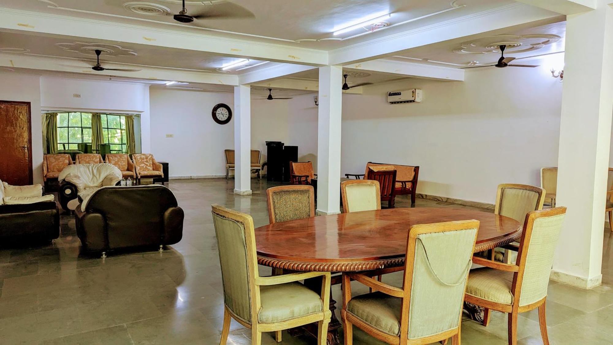 Hotel Lecston @yashobhoomi Dwarka Sector - 25 Metro Station Delhi (National Capital Territory of India)