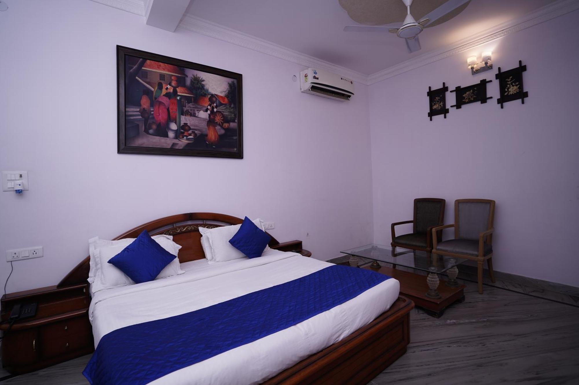 Hotel Lecston @yashobhoomi Dwarka Sector - 25 Metro Station Delhi (National Capital Territory of India)