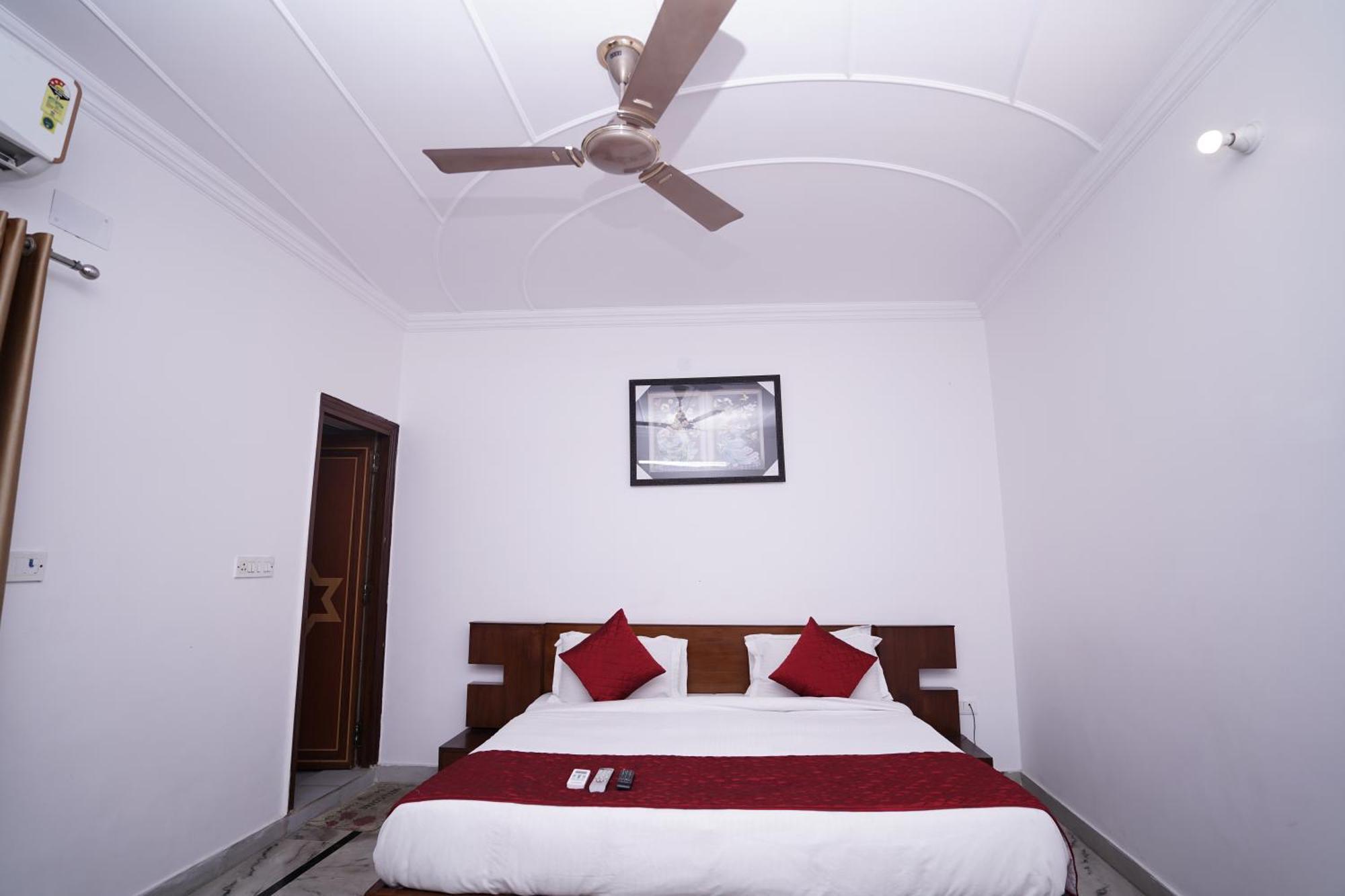 Lecston @yashobhoomi Dwarka Sector - 25 Metro Station